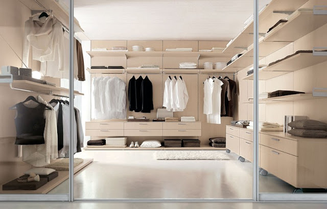 Check Out These Amazing Room Sized Closets