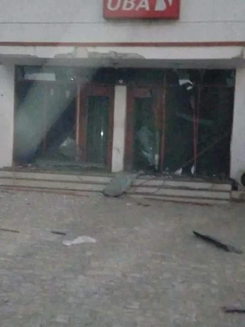  Photos: Three killed as daredevil armed robbers attack two banks in Niger State