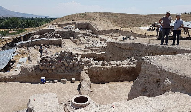  Influenza A virus subtype H5N1 Hellenistic era temple which dates dorsum to to a greater extent than than  For You Information - Hellenistic temple unearthed inward fundamental Turkey