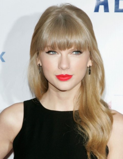 10 Model  Rambut  Taylor Swift Paling Top dan Inspiratif 