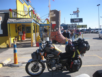 the big texan restaurant, cowboy, boot, steak, 72oz, free