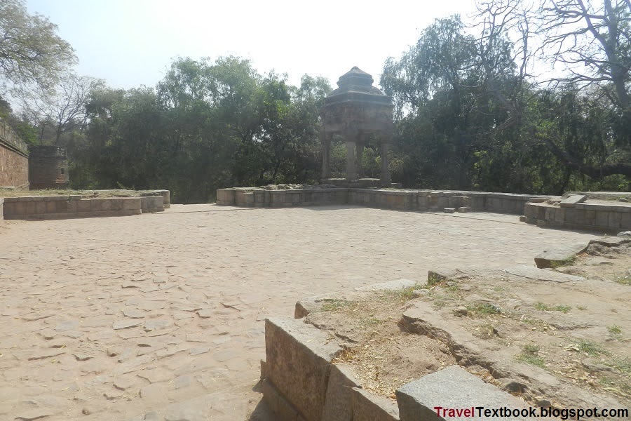 Sikandar Lodi Tomb