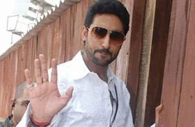 abhishek bachchan palmistry