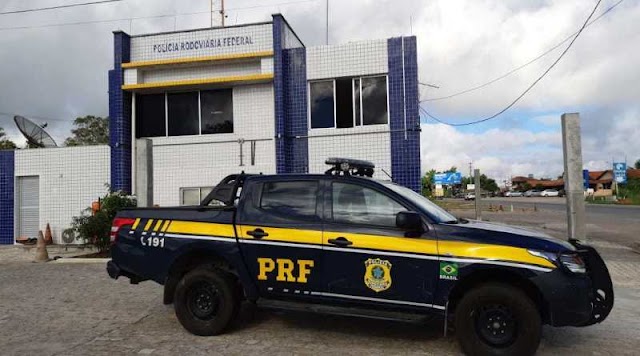 Adolescente de 15 anos é flagrado em moto no acostamento da Serra das Russa
