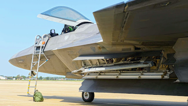 F-22 Raptor's wings are modified to accommodate additional modules