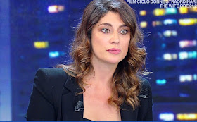 bellissima conduttrice TV Elisa Isoardi foto oggi la vita in diretta 4 maggio