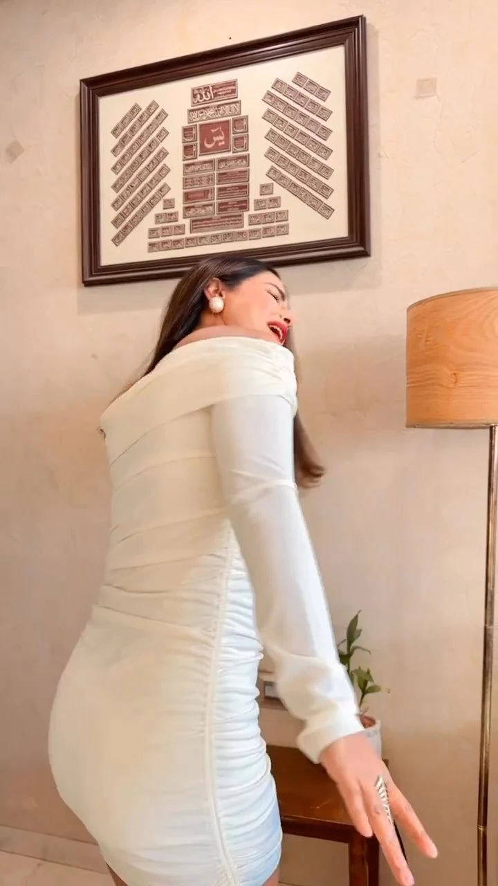 hina khan short tight white dress sexy curvy body tv actress