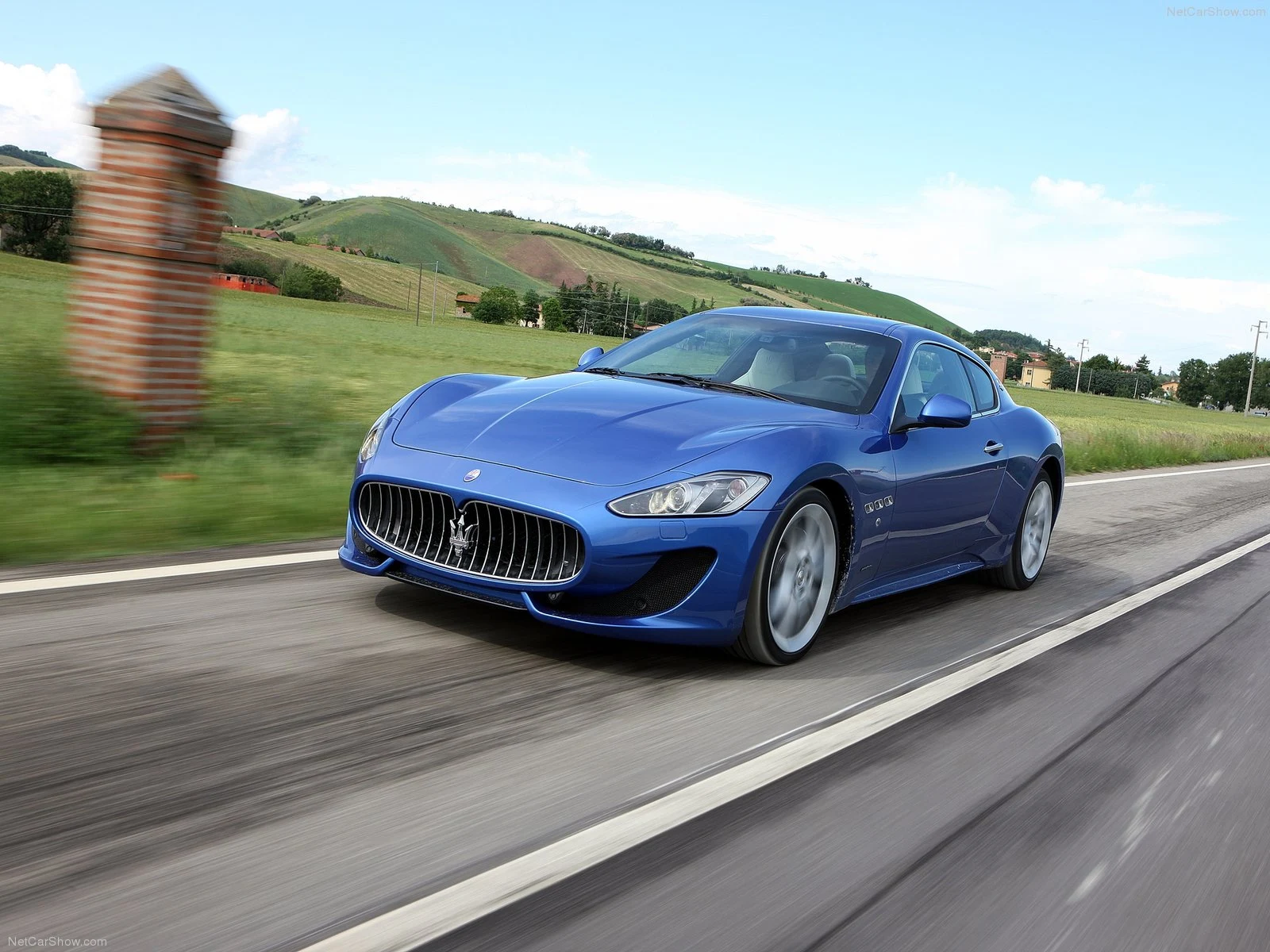 Hình ảnh siêu xe Maserati GranTurismo Sport 2013 & nội ngoại thất