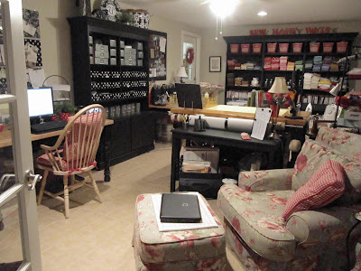 Sewing Room Designs on Sew Many Ways     Added A Few Things To My Sewing Room