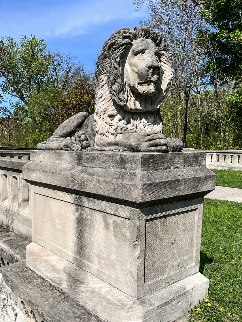 South Lion Bridge in Lake Park Milwaukee