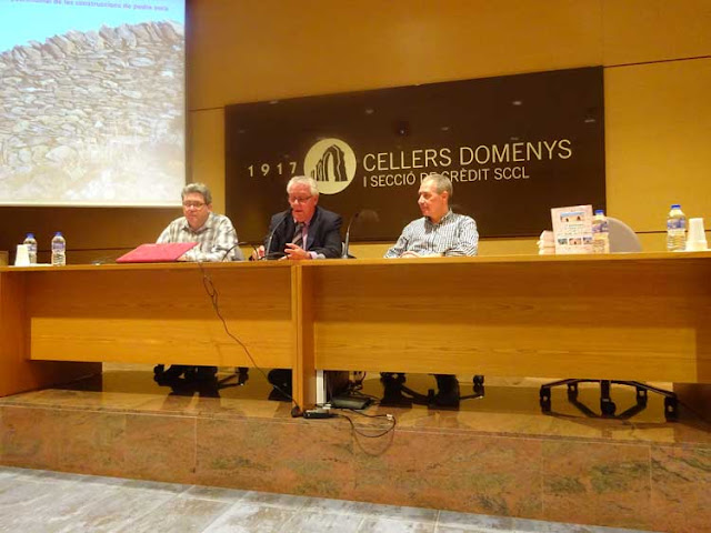 Esguard de Dona - Presentació del Llibre Les Barraques de Pedra Seca de Sant Jaume dels Domenys - Acte inaugural.