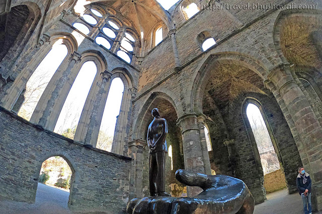 Abbaye de Villers Abbey Jean-Michel Folon Sculptures