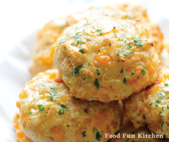 Red Lobster Cheddar Bay Biscuits