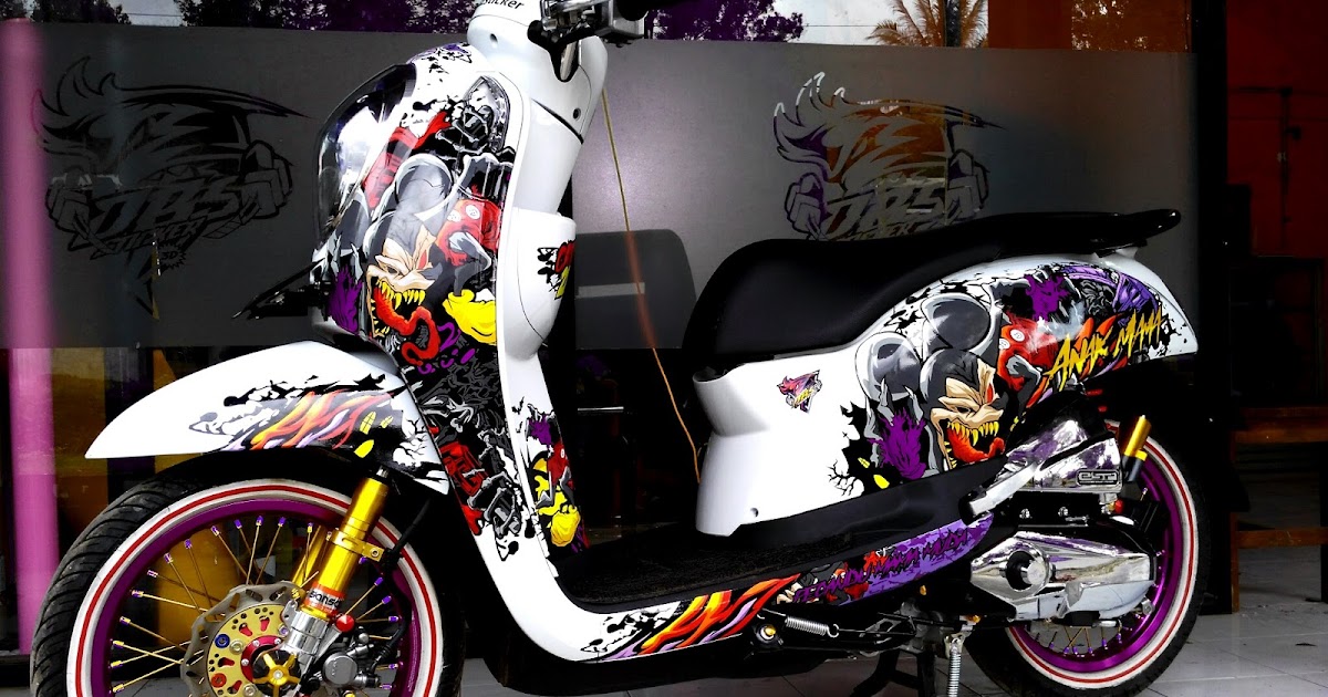 Gambar Modifikasi Scoopy Warna Hitam - Residence q