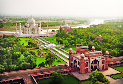 Taj Mahal tour: