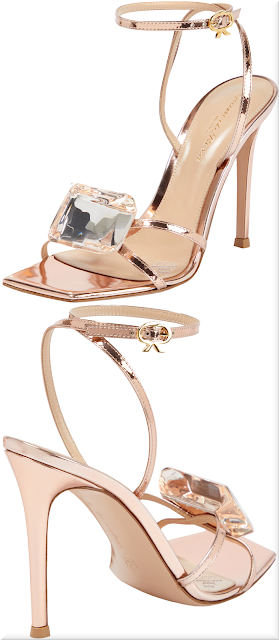 ♦Embellished rose gold Gianvito Rossi Jaipur leather sandal #gianvitorossi #shoes #rosegold #brilliantluxury