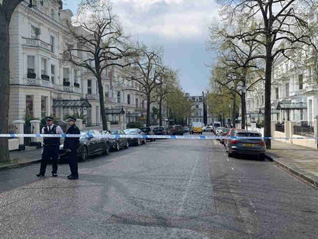 Polisi Amankan Pengemudi Mobil yang Melaju Kencang ke Kedubes Ukraina di London