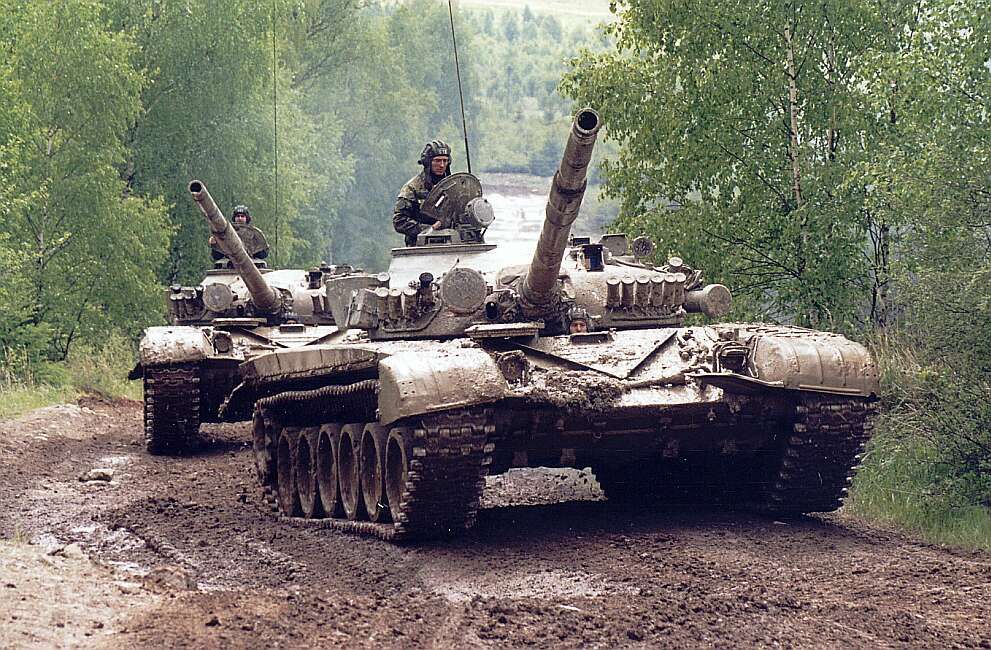 The Modelling News Build Review Pt I 1 35th Scale T 72m2 Slovak Moderna Mbt From Amusing Hobby