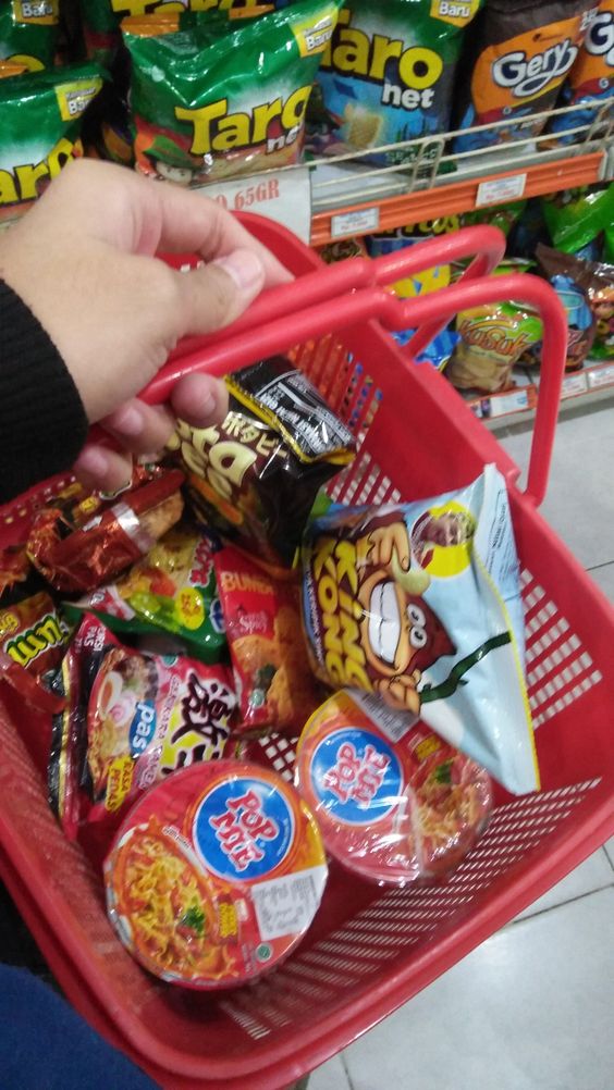 JAJAN JAJANAN SNACK DI INDOMARET YANG ENAK DAN MURAH