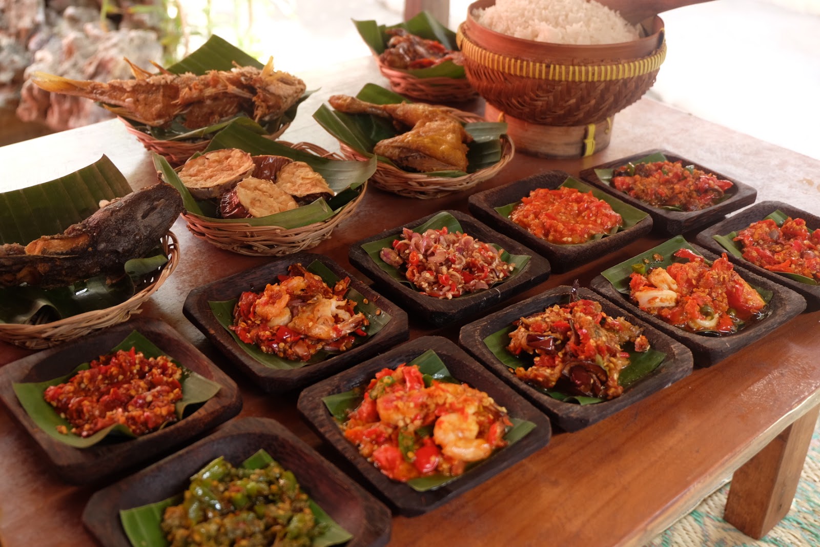 Tempat Makan Enak Dekat Seminyak Legian Nasi Kotak Enak Nasi Box