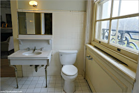 Baño de la Suite de los Novios de la Mansión Rosecliff, Newport