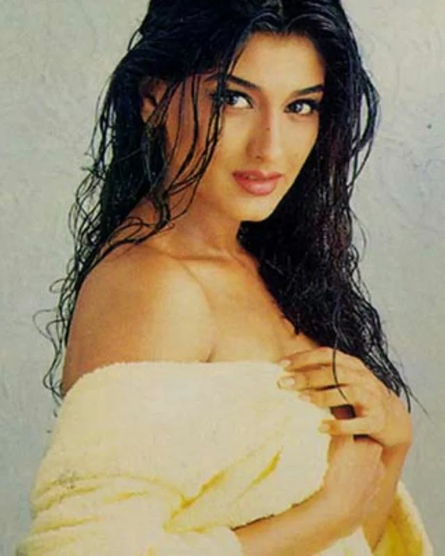 Sonali Bendre towel bollywood actress hot scene