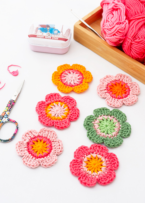 Crochet Flowers - Free Pattern