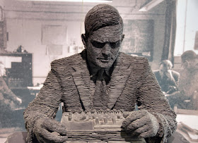 Alan Turing, en los límites de la computabilidad, o la criptografía que derrotó al nazismo, Francisco Acuyo