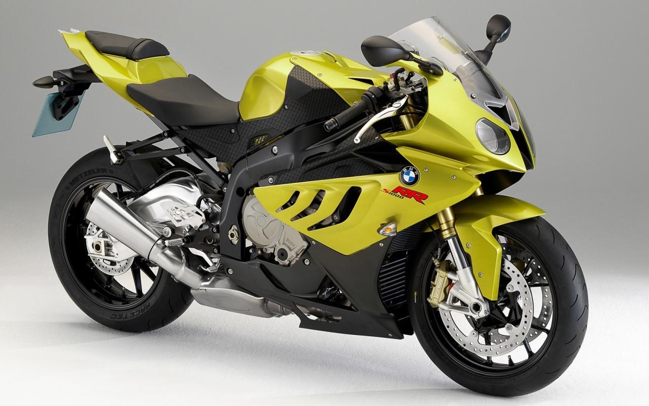 Most Stylish, Fastest And Superb Bike In The World