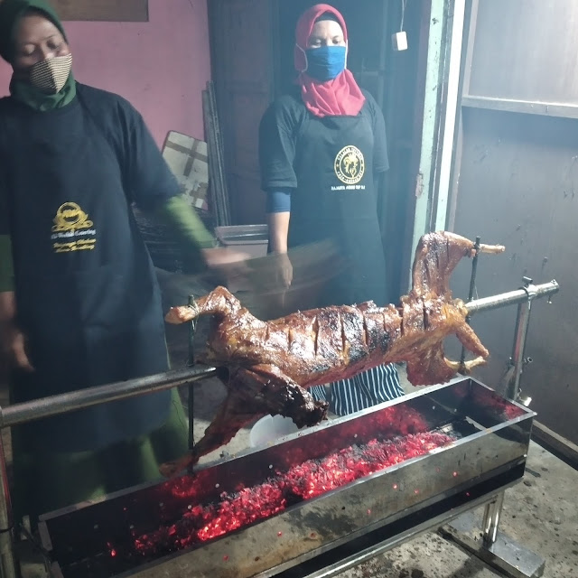 Kambing Guling Bakar