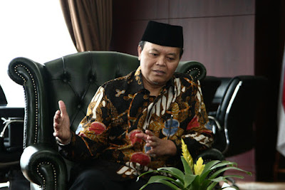 Hidayat: Guru yang Menegakkan Disiplin Tidak Bisa Dipidanakan