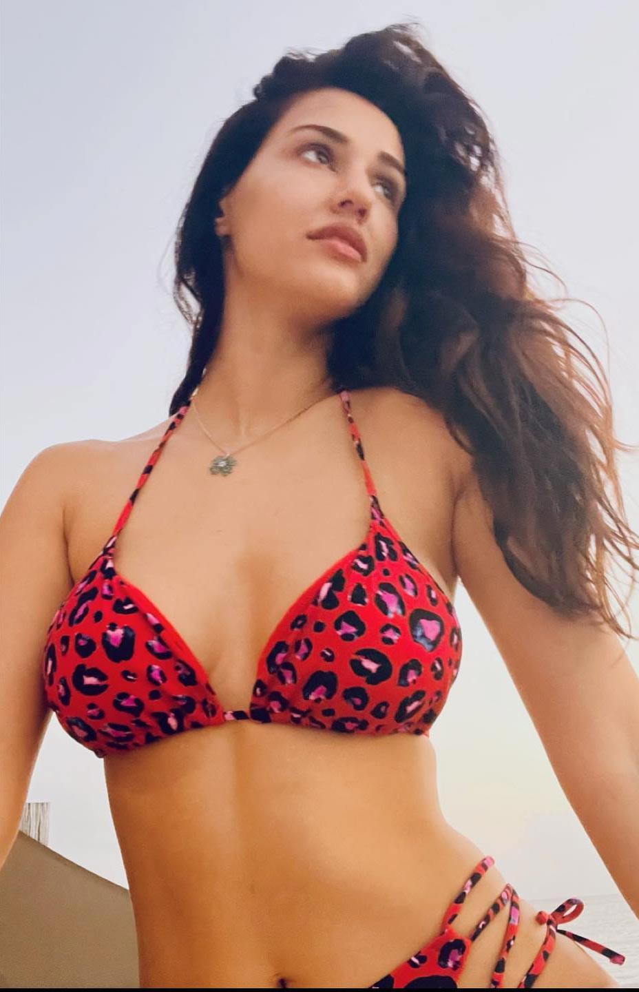 Disha Patani red string bikini sexy body