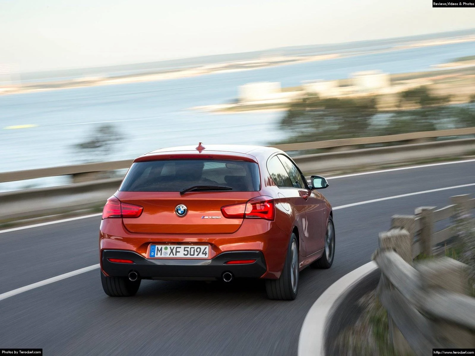 Hình ảnh xe ô tô BMW M135i 2016 & nội ngoại thất