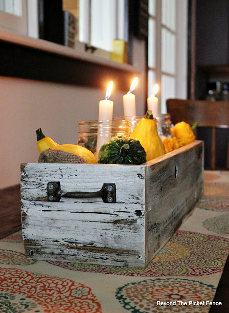 crate, fall centerpiece, salvaged wood, fence boards, candlebox, https://goo.gl/cdoqCj