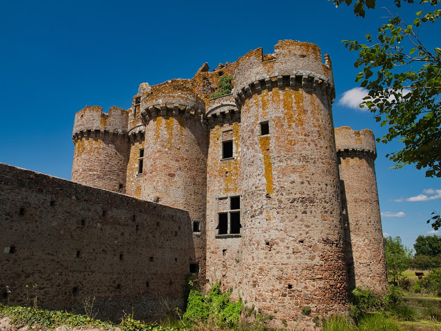 jiemve, château, Ebaupinay, Le Breuil-sous-Argenton, Argentonnay,  Deux-Sèvres, tour,