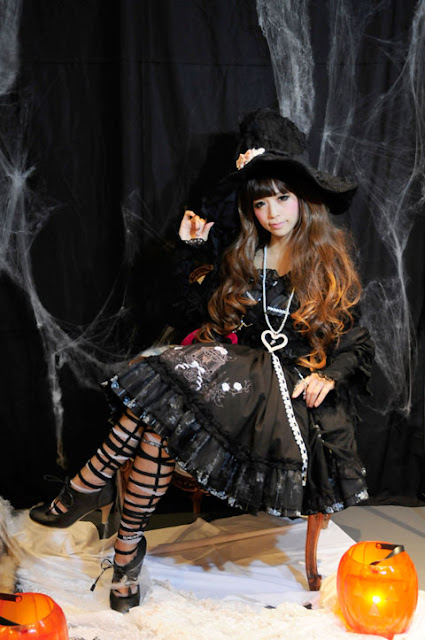 black gothic lolita dress