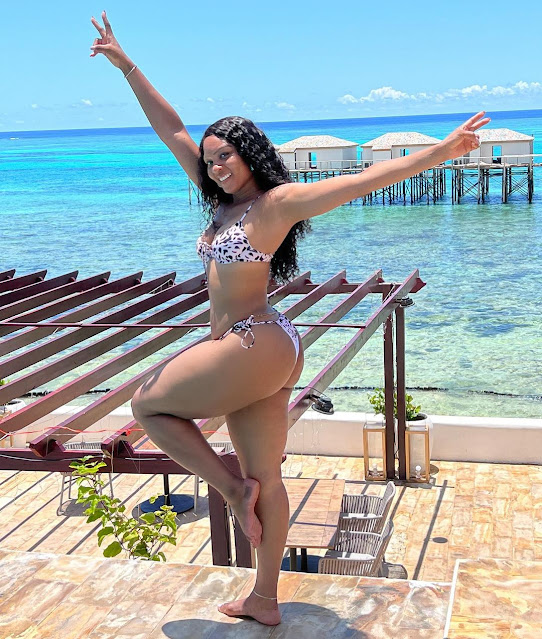 Actress Osas Ighodaro stuns as she flaunts her curves while on a vacation in Zanzibar (Photos)