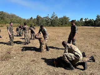 Armée française : Un détachement des fusiliers marins en instruction aux Comores