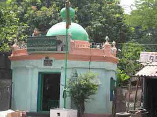 Karachi Alam shah baba Tomb Pictures