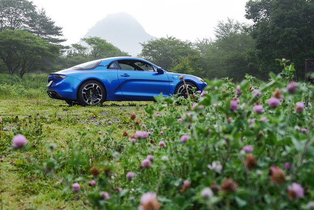 Alpine A110