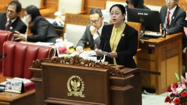 Puan Beri Sinyal “Partai Kuning” Bakal Dukung Ganjar Pranowo di Pemilu 2024  