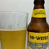 Uma boa cerveja de trigo, sem muita intensidade e bem refrescante... bebendo 14-Weiss.