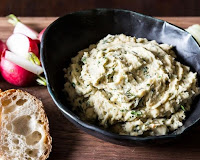 Dip de Feijão Branco com Ervas Frescas (vegana)