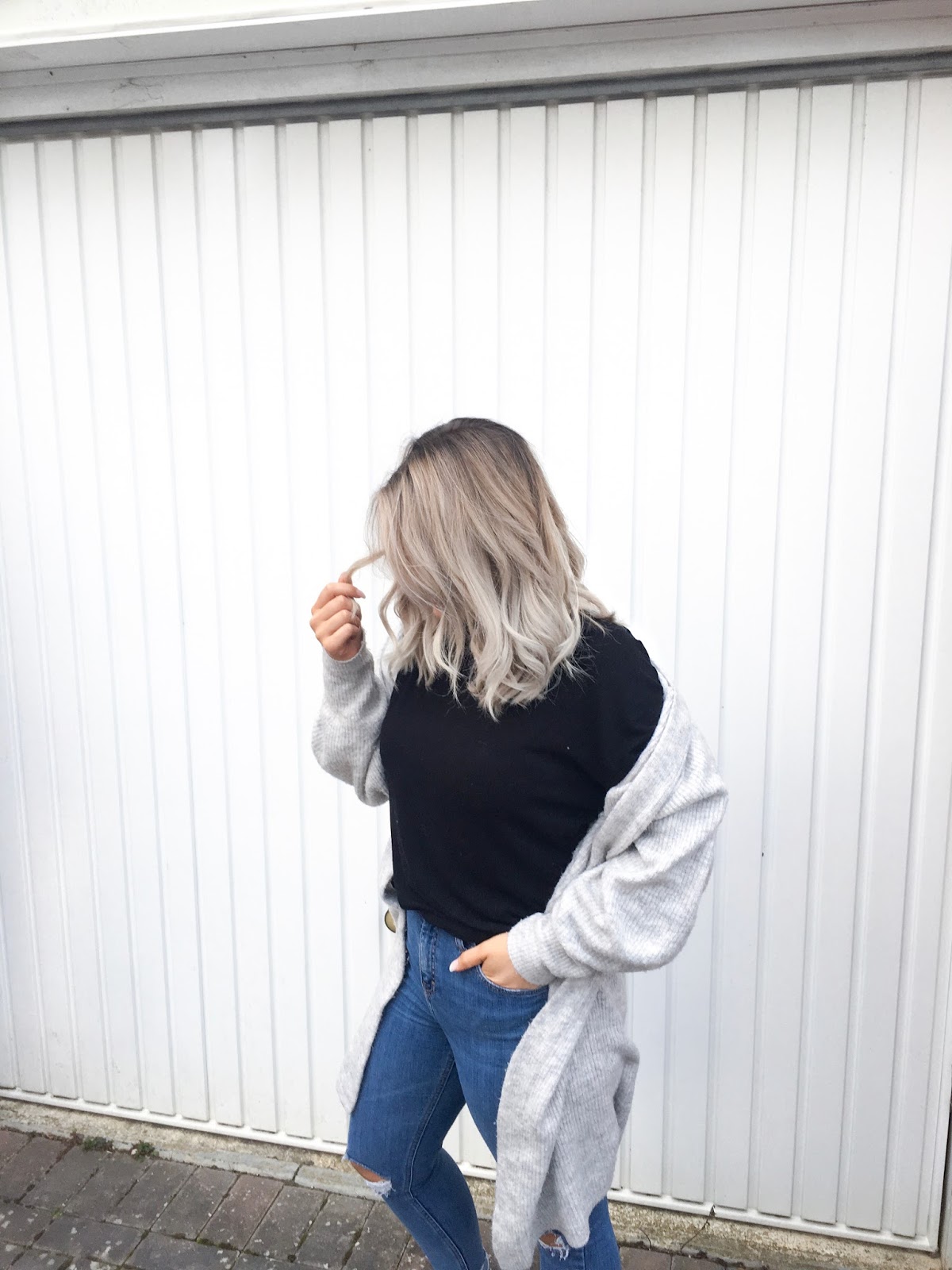 GOING BLONDE/SILVER WITH TRUE LIVE LONDON