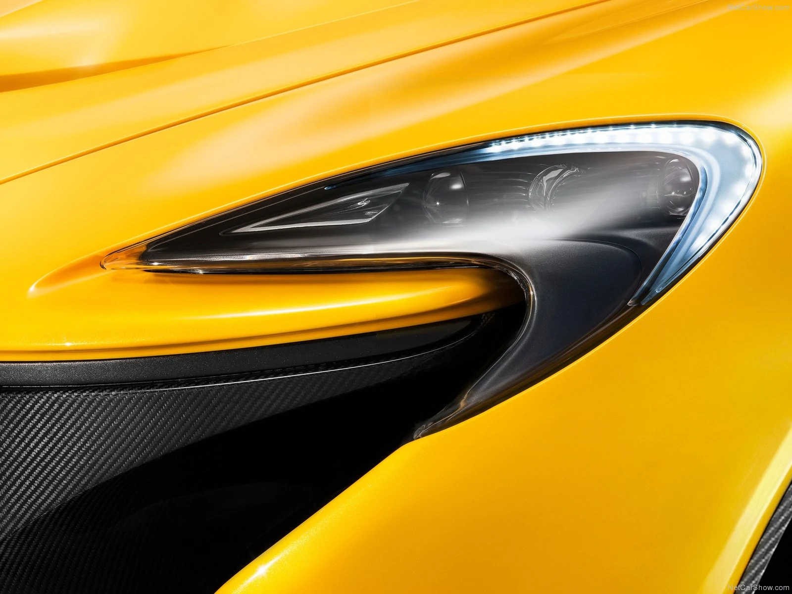 Hình ảnh siêu xe McLaren P1 2014 & nội ngoại thất