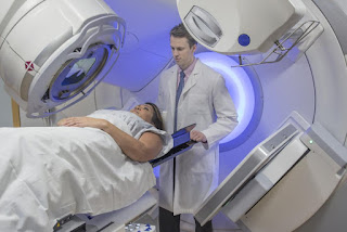 Women receiving radiation therapy by proton beam therapy doctor in Delhi