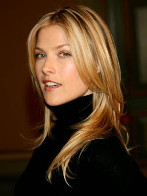 pictures of ali larter