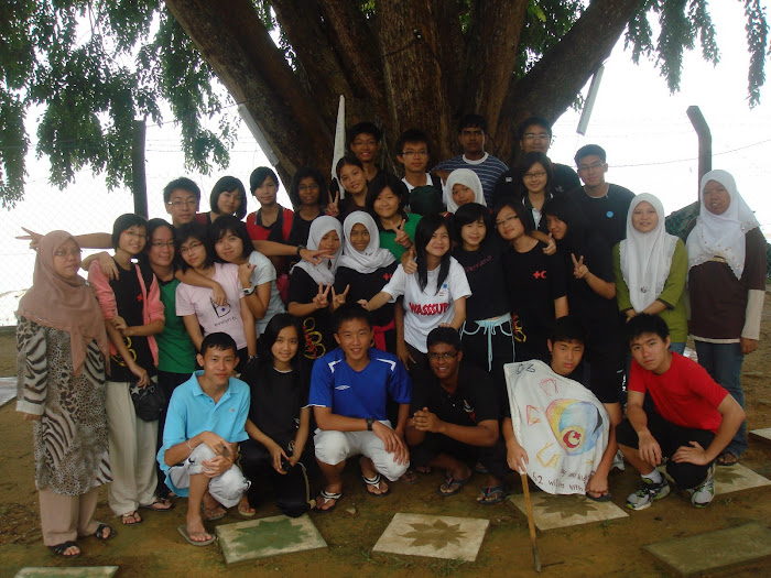 HAPPY FAMILY....!!!!