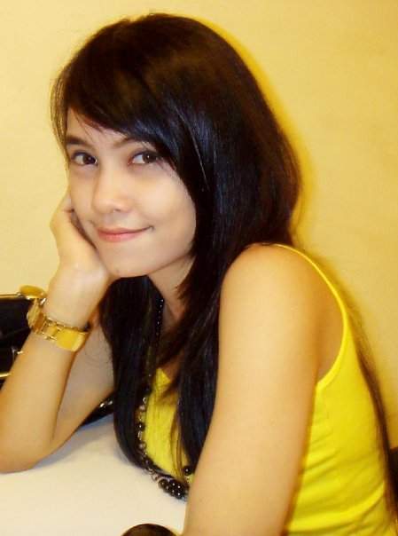 15+ Gadis Cantik Barat