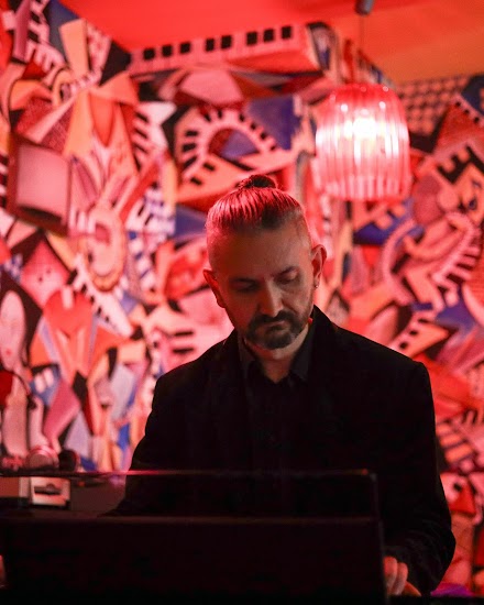 Red Autumn Leaves, esce la nuova struggente suite per piano di Marco Pritoni 